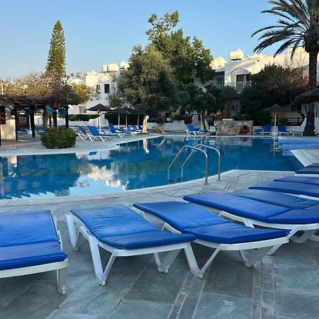 Paphos Gardens Studio Suite Esterno foto
