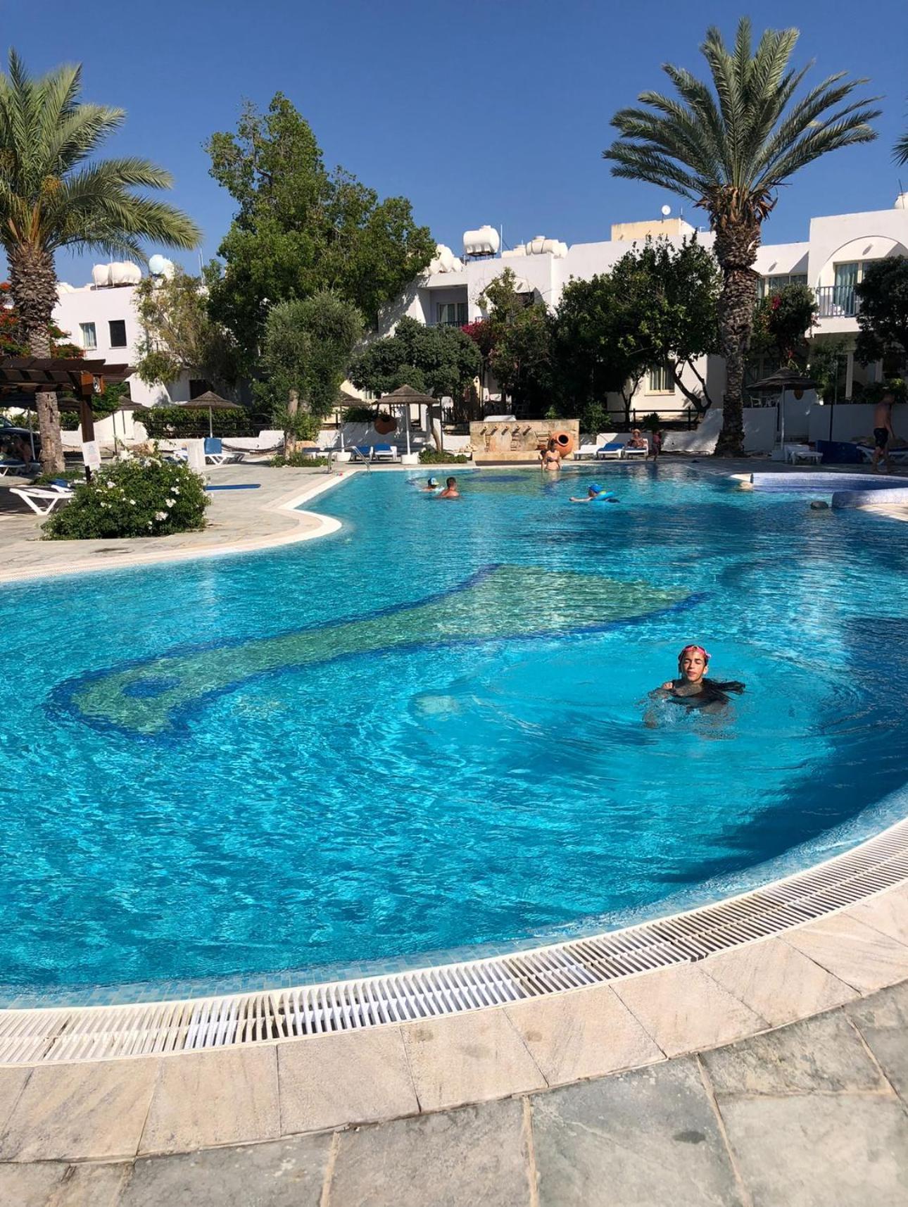 Paphos Gardens Studio Suite Esterno foto