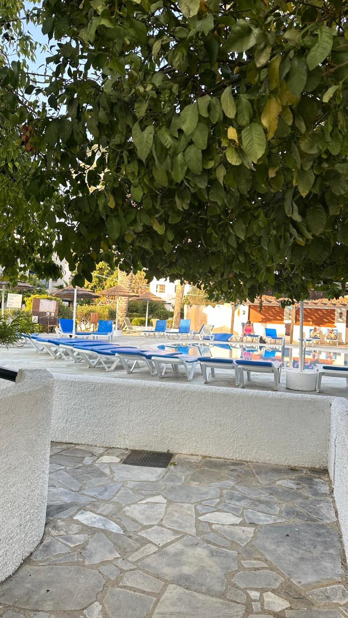 Paphos Gardens Studio Suite Esterno foto