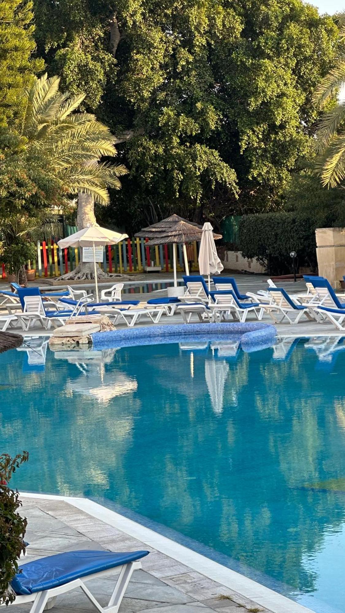 Paphos Gardens Studio Suite Esterno foto