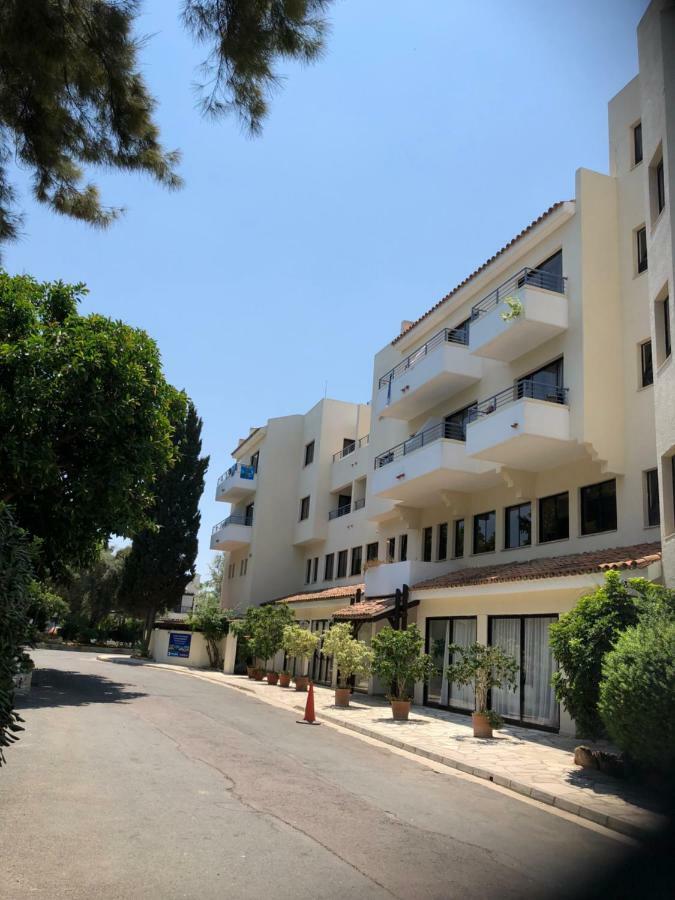 Paphos Gardens Studio Suite Esterno foto