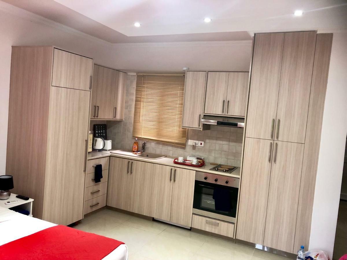 Paphos Gardens Studio Suite Esterno foto